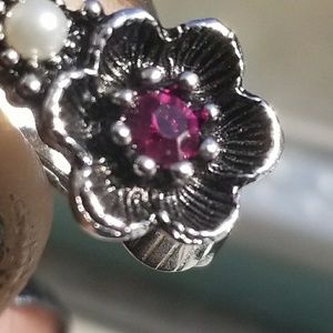 Avon silver tone clip on earrings floral (studs)